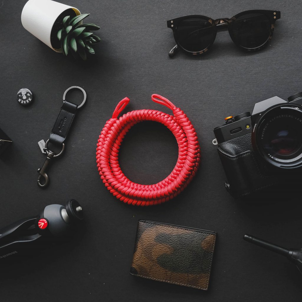 The Ronen Strap Red ular paracord camera strap