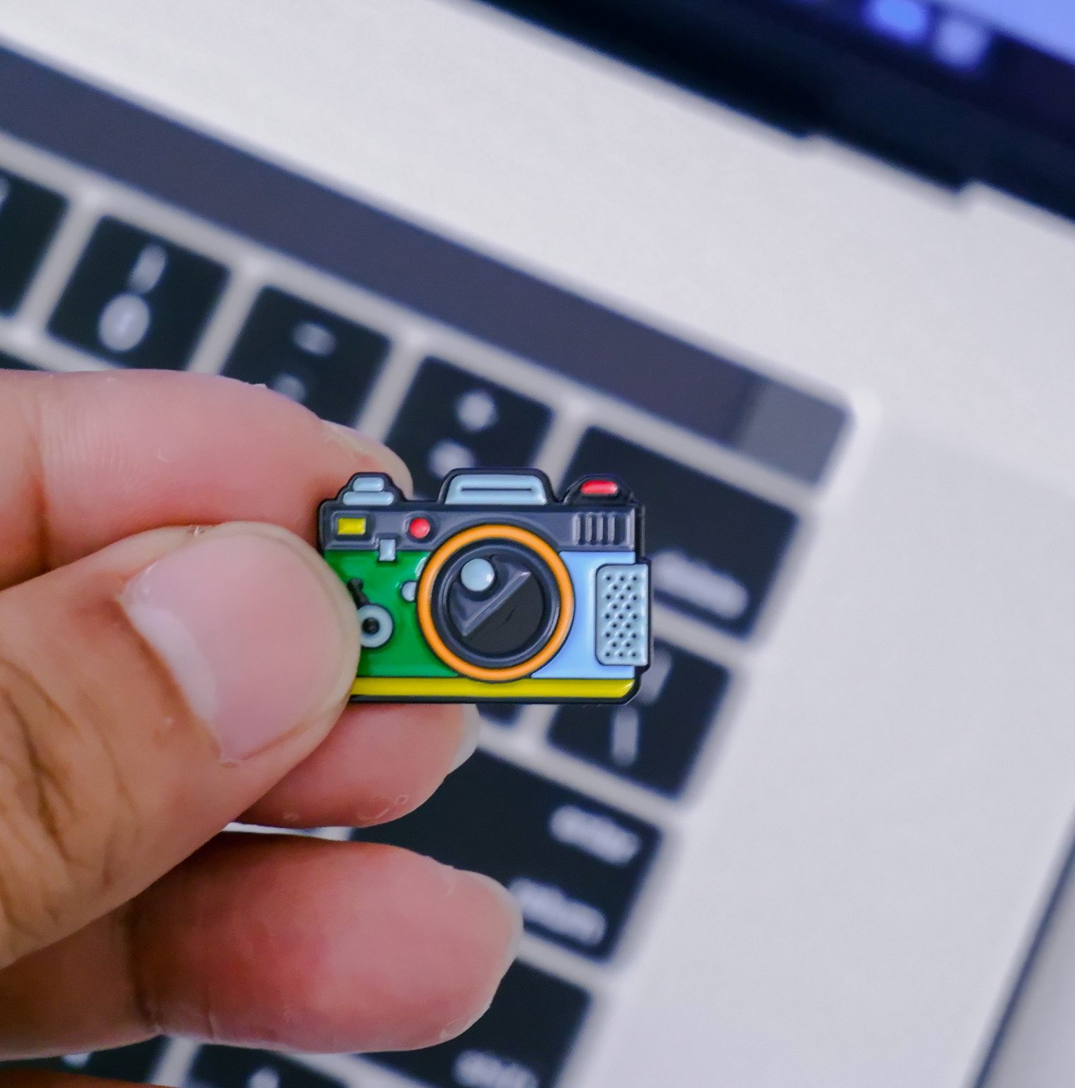 Cute Camera Enamel Pins Badge/Brooch The Ronen Strap